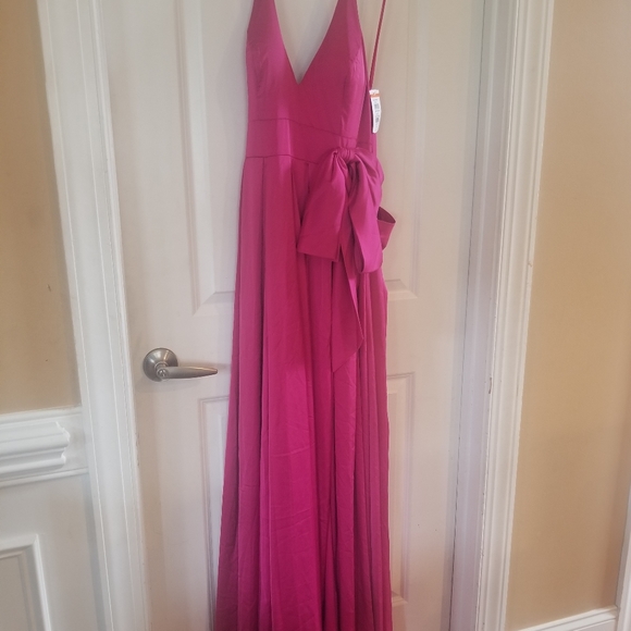 NWT Mac duggal CHARMEUSE HALTER STRAP SOFT TIE WAIST GOWN Size 6 - Picture 3 of 7